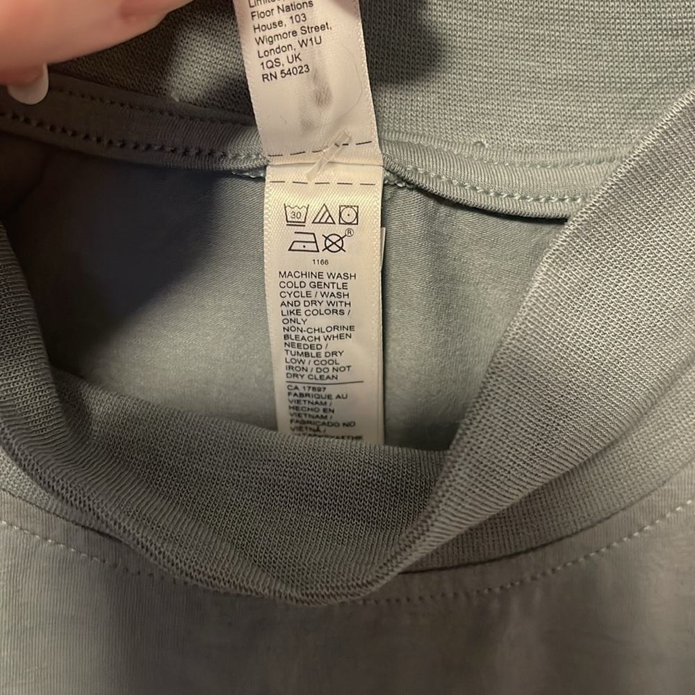 Athleta Outbound Tank - Picture 5 of 7